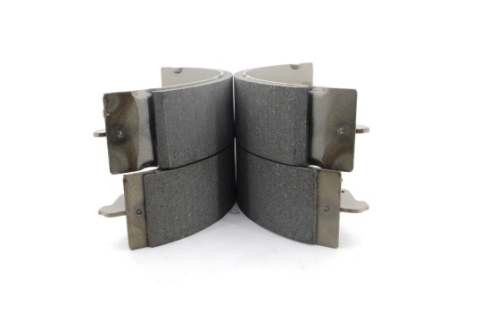 AM94VX2200B2B PABUCLU BALATA ARKA +1MM KALIN (280X65MM)