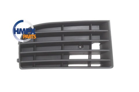 Volkswagen Golf5 04>10 Sis Far Çerçevesi Sağ : Sis Far Deliksiz